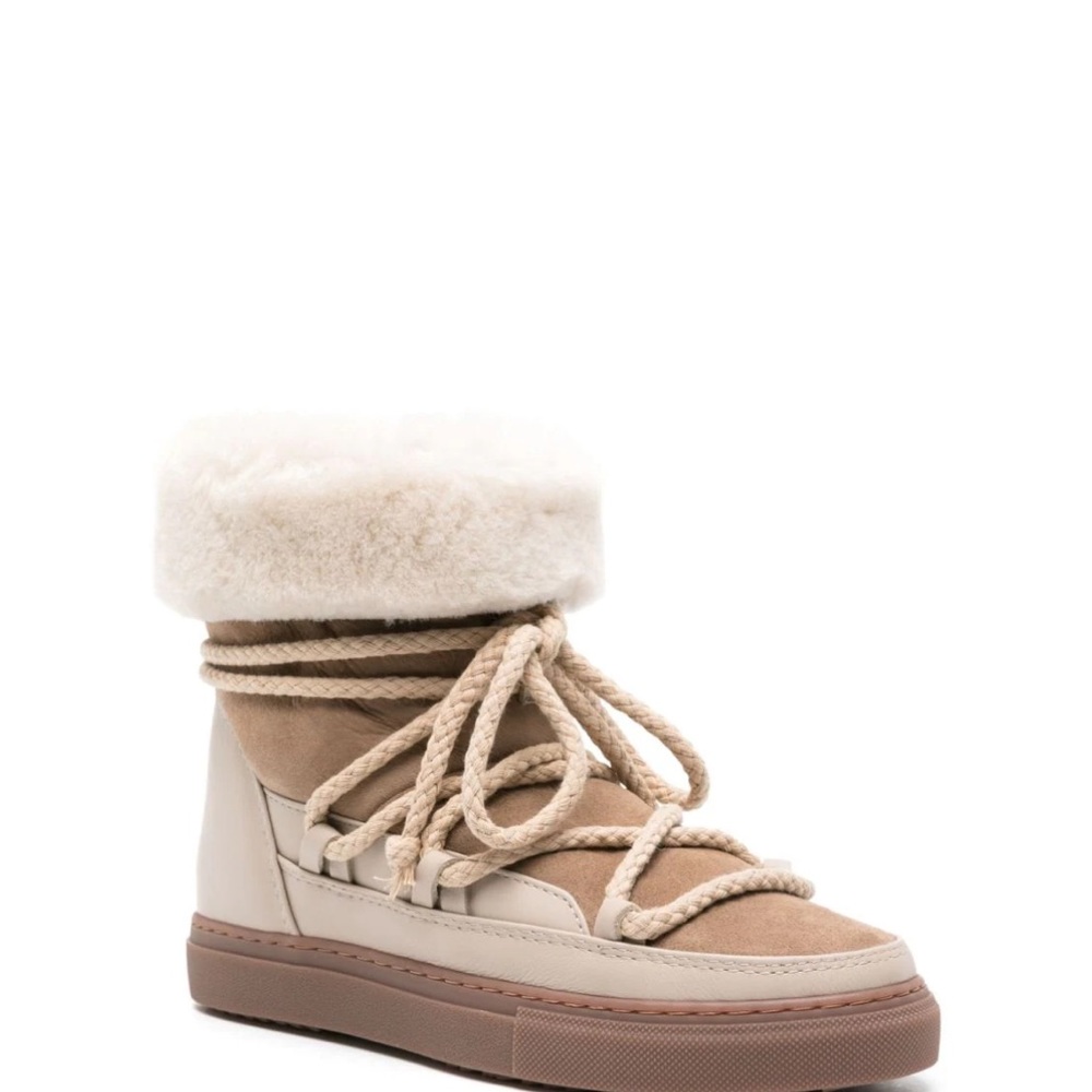 Inuikii
Classic leather lace-up boots- NEW